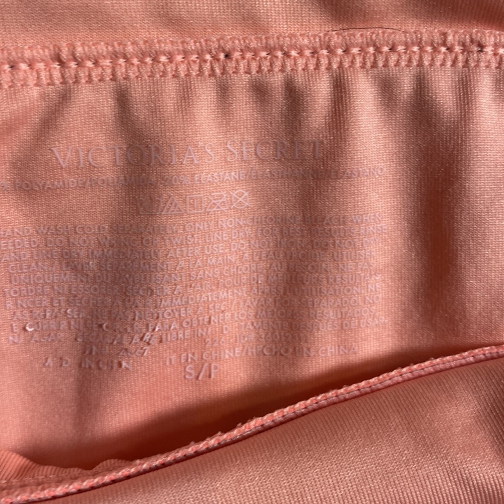 Victoria’s secret’s bikini bottoms🏖 - Picture 2 of 4